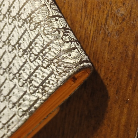 Athentoc Christian Dior Beige and Orange Wallet - Picture 9 of 16